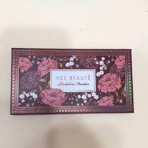 Ace Beaute Blushed in Paradise Blush Palette 4 Colors Brand New